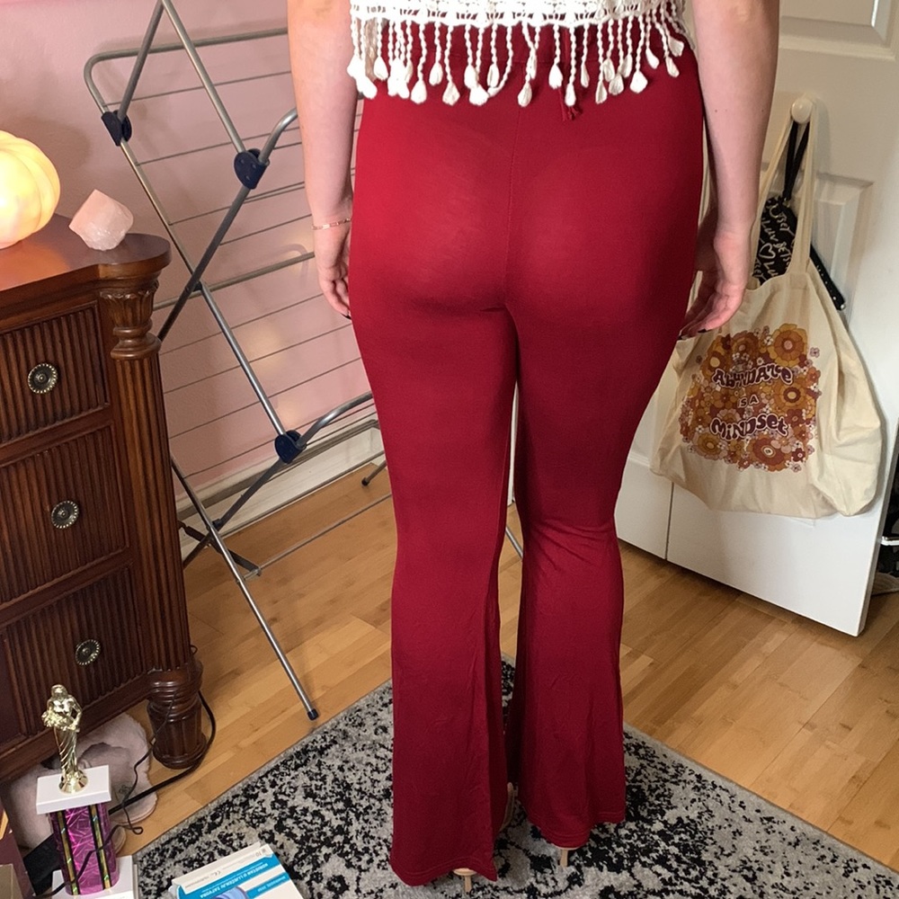SHEIN Medium Maroon Flare Leggings - Picture 3 of 7